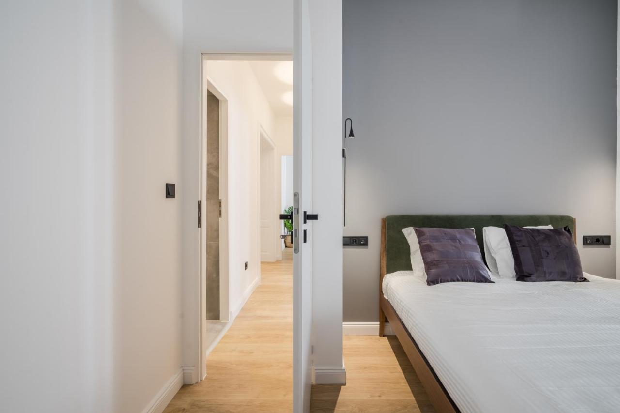 Tilia Luxury Apartment - 3 Bedrooms With Ac Будапеща Екстериор снимка